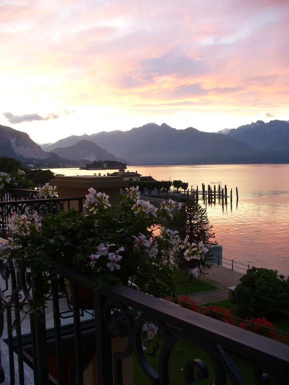 Hotel Residence La Luna Nel Porto Stresa Exteriör bild